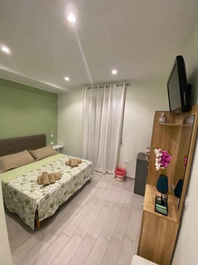 Casa Quadrifoglio Apartment ตารันโต ภายนอก รูปภาพ